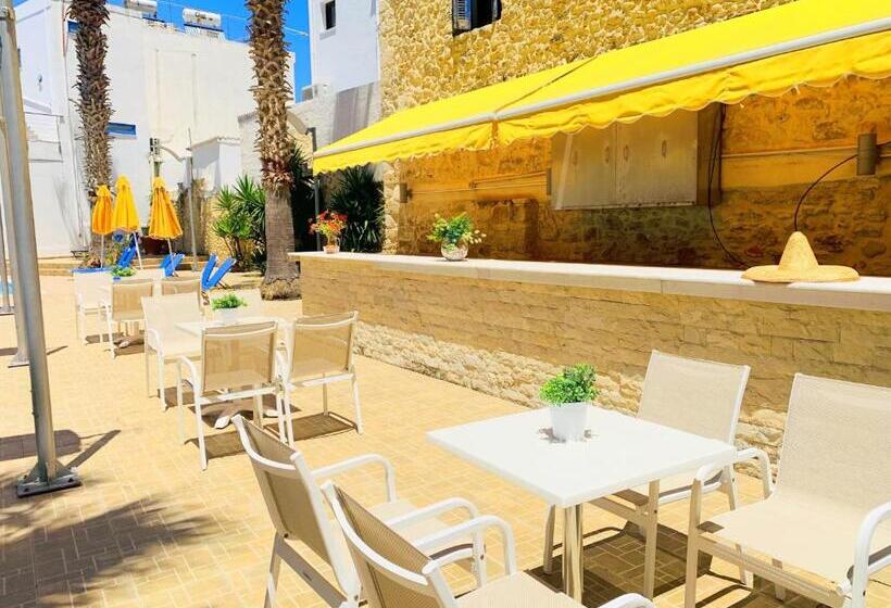 Kassavetis Center Hotel Studios & Apartments