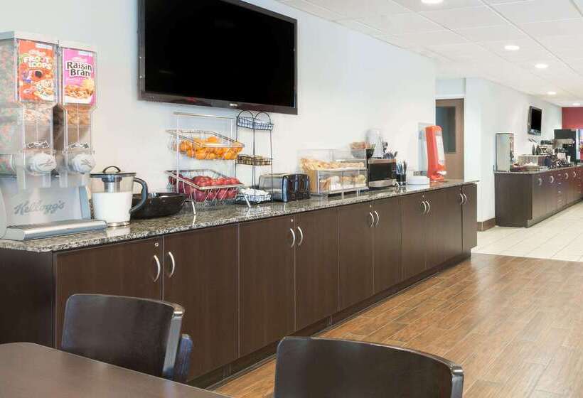 Microtel Inn & Suites By Wyndham Tuscaloosa