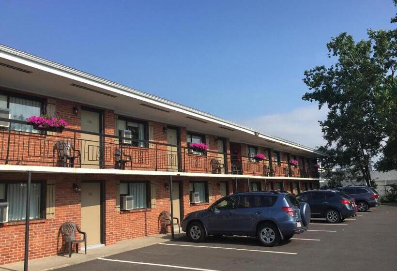 Motel Et Appartements Du Fleuve