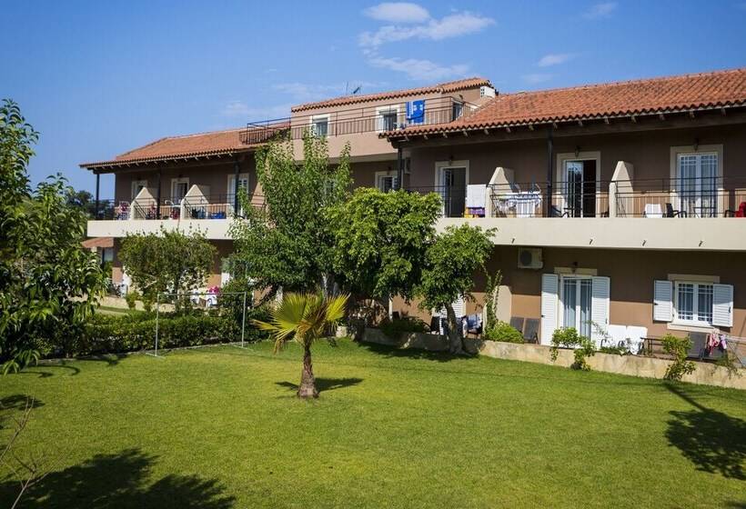 Olive Grove Studios & Apartments