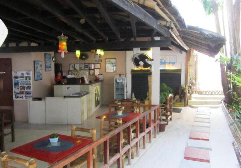 Quoalla Hotel Boracay