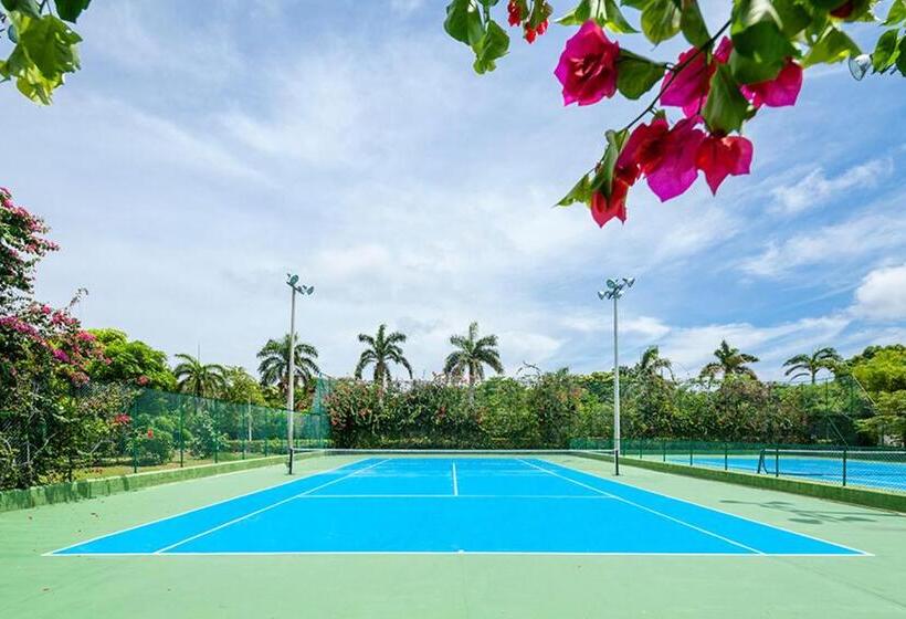 استراحتگاه Decameron Baru  All Inclusive