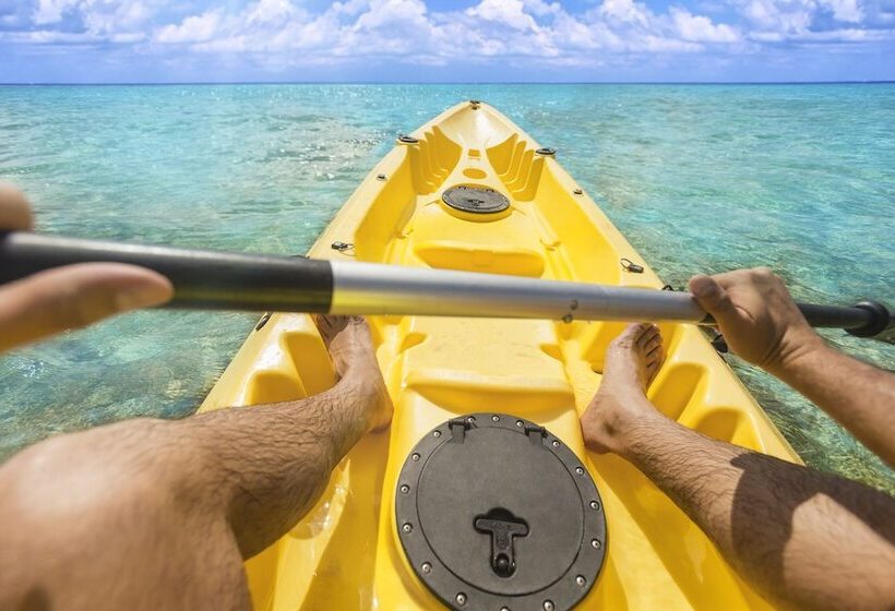 استراحتگاه Decameron Baru  All Inclusive