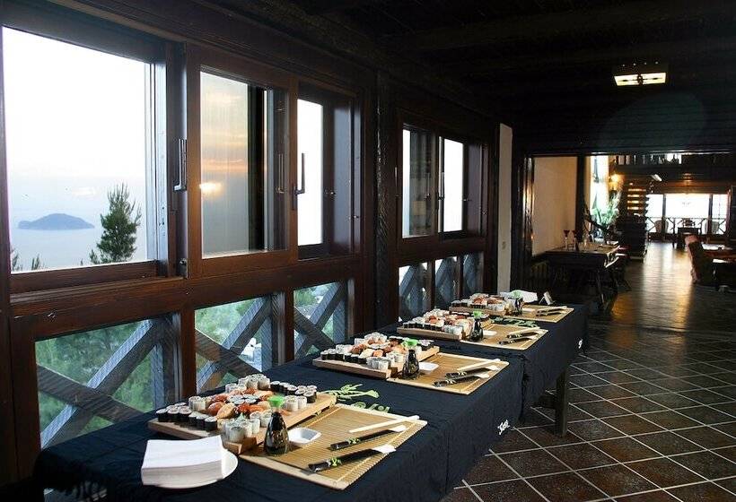 استراحتگاه Porto Carras Villa Galini
