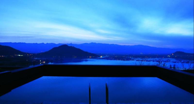 Kurort  Taj Dal View Srinagar