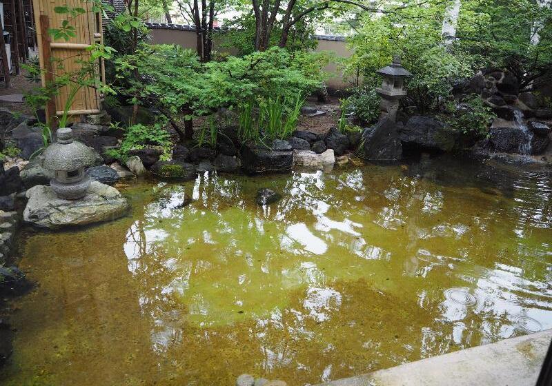 ریوکان Kusatsu Onsen Boun