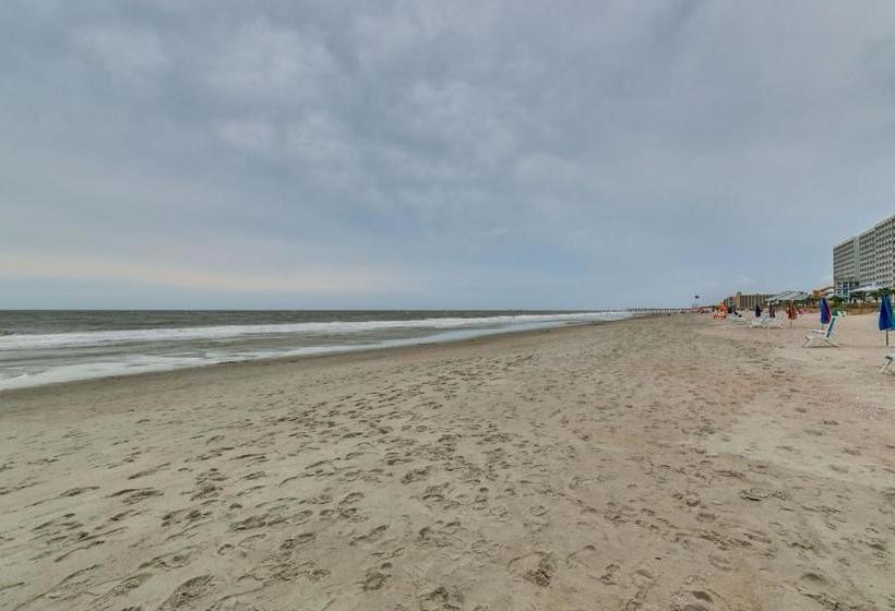 Sea Hawk Oceanfront Motel