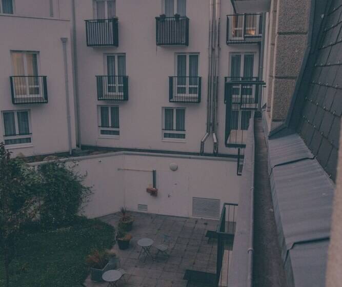 Terres De France   Appart Hotel Quimper Bretagne