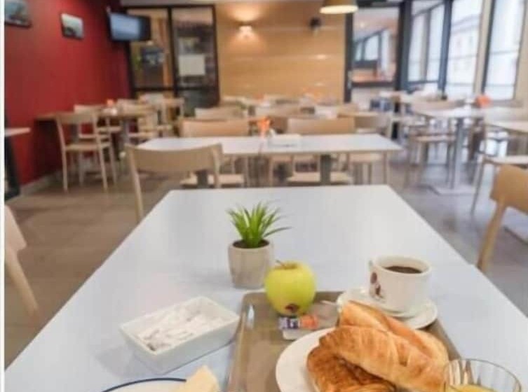 Terres De France   Appart Hotel Quimper Bretagne