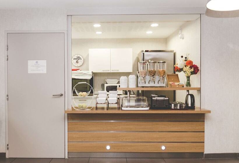 Terres De France   Appart Hotel Quimper Bretagne