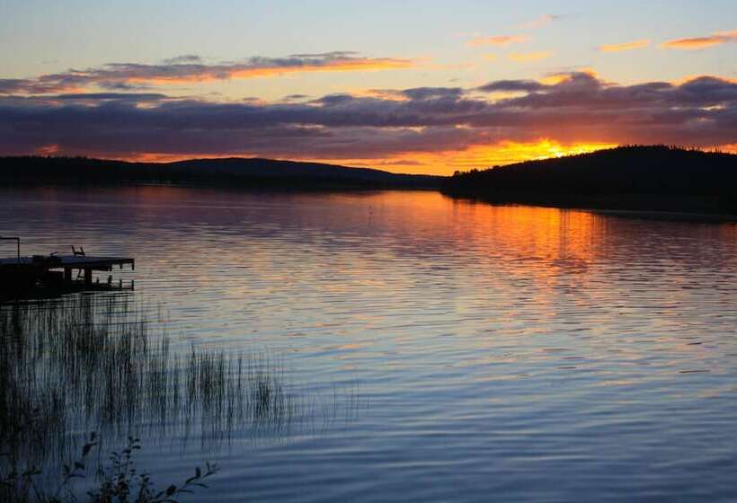 Wilderness Hotel Nellim & Igloos