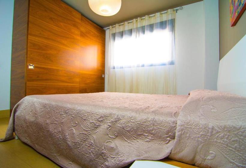 Apartamentos 16:9 Suites Almería