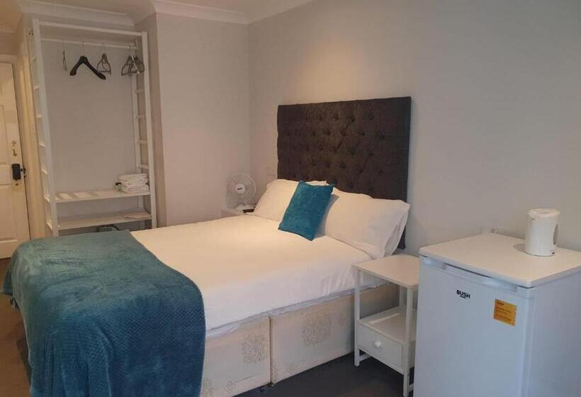 Bed and Breakfast Blagrave Rooms