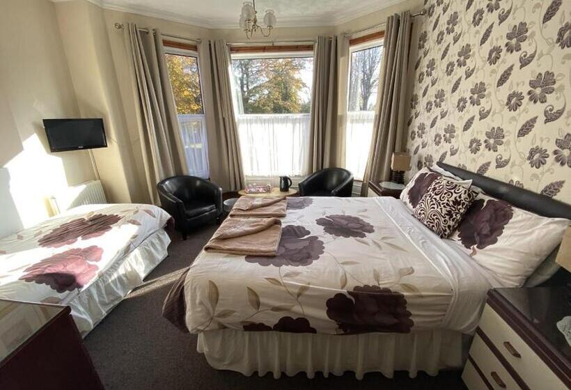 Bed and Breakfast Bowman Lodge