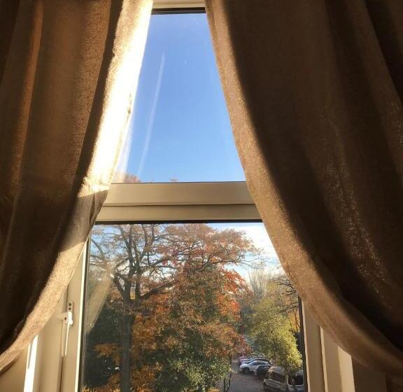 住宿加早餐  Bowman Lodge