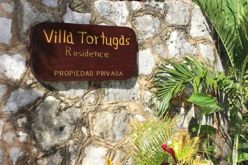 تختخواب و صبحانه Camp Akumal   Hosted Family Bungalows