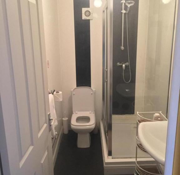 مبيت وإفطار Greenbank Guest House