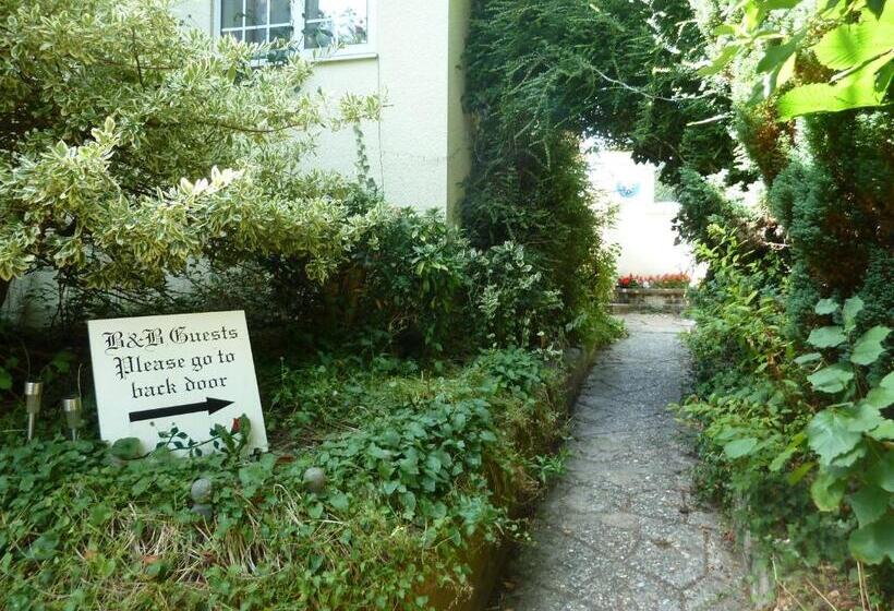 住宿加早餐  Hillside Self Catering