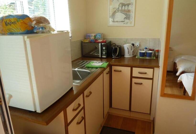 住宿加早餐  Hillside Self Catering