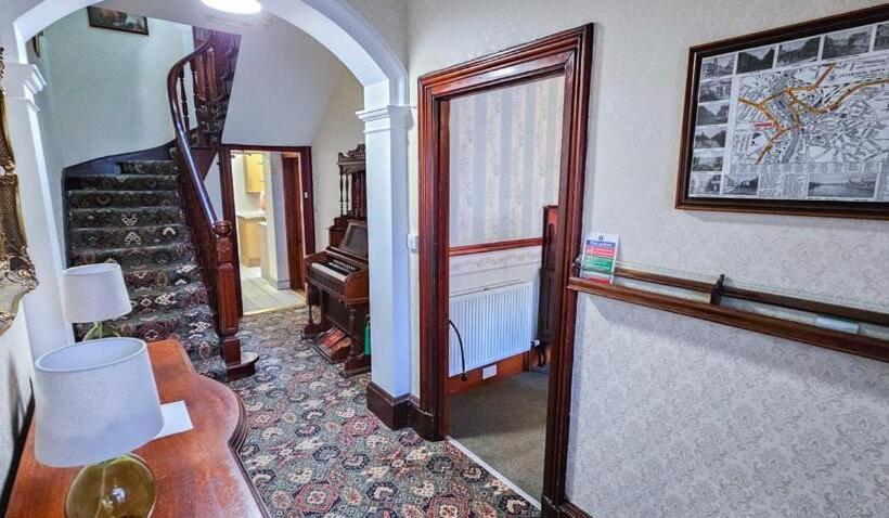 צימר Mystayinn Melrose Villa