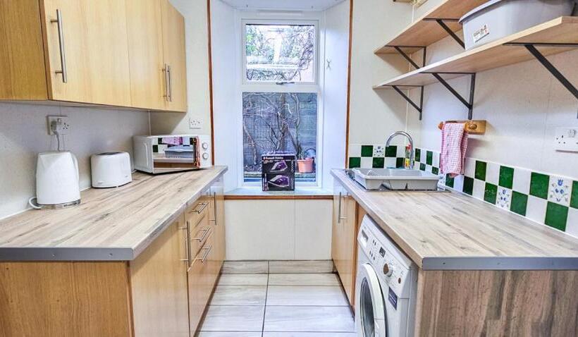 צימר Mystayinn Melrose Villa