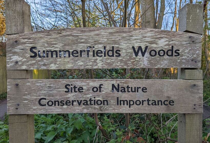 ベッドアンドブレックファースト Summerfields House