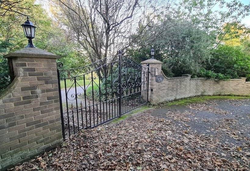 ベッドアンドブレックファースト Summerfields House