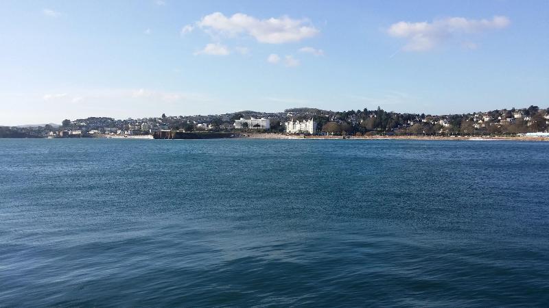 تختخواب و صبحانه The Baytree