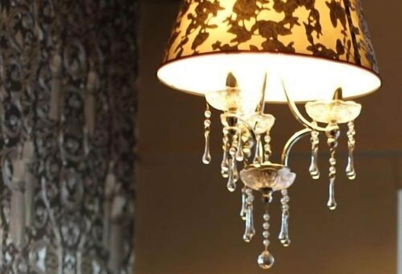 مبيت وإفطار The Bell Guest House