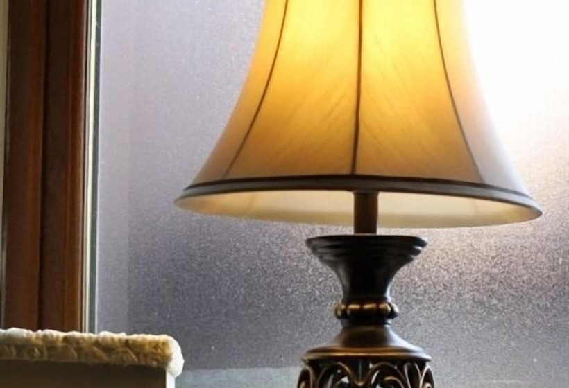 مبيت وإفطار The Bell Guest House