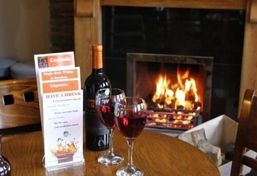 مبيت وإفطار The Bell Guest House