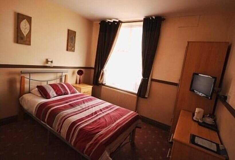 مبيت وإفطار Hussar Inn