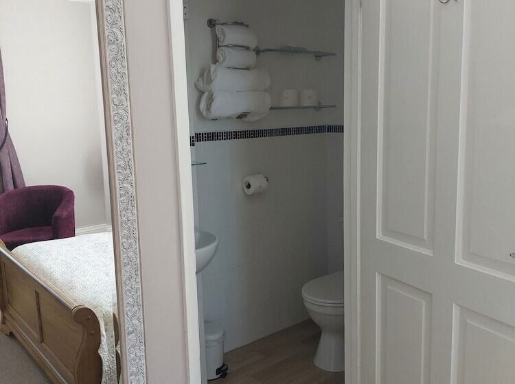 مبيت وإفطار Two Beaches