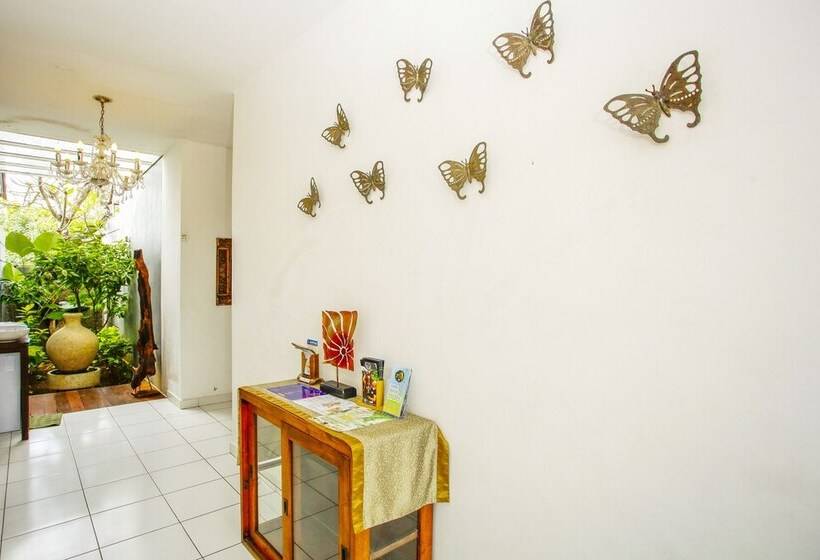 Berawa Dini Guesthouse