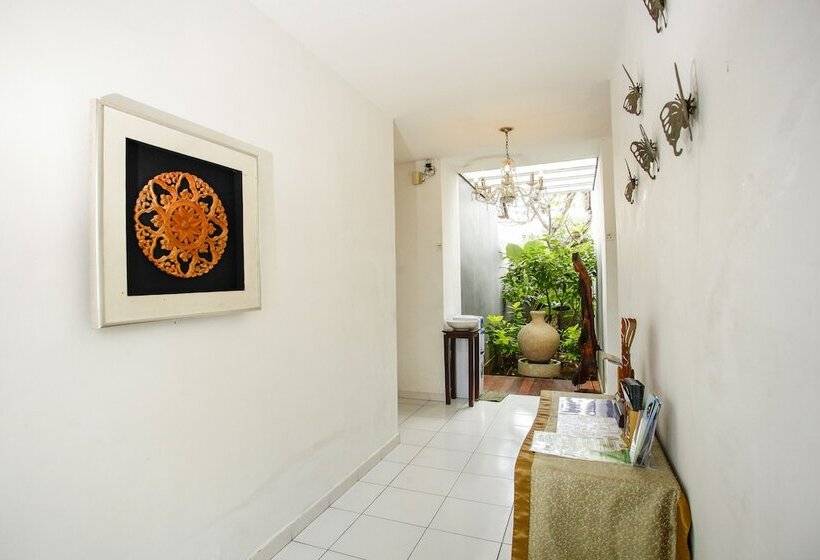 Berawa Dini Guesthouse