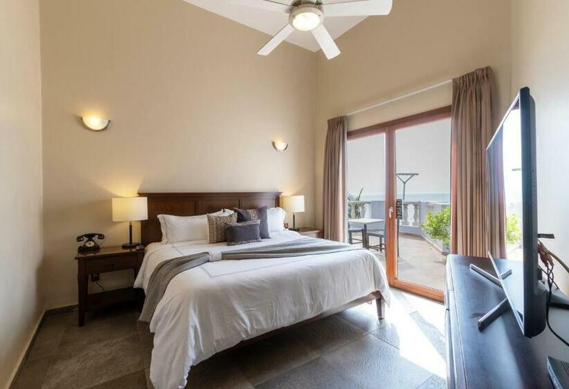 فندق Casa Lucila Mazatlán Curamoria Collection