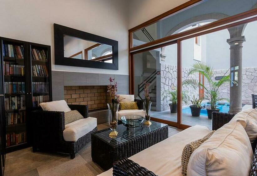 فندق Casa Lucila Mazatlán Curamoria Collection