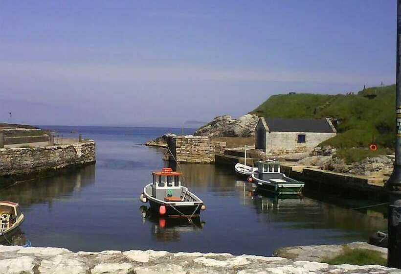 Causeway Tavern Bed & Breakfast