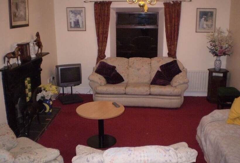 Causeway Tavern Bed & Breakfast