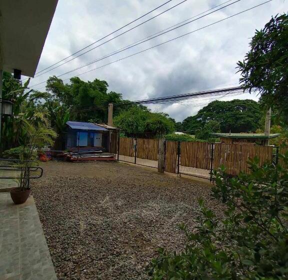 Frachette S Bed & Breakfast