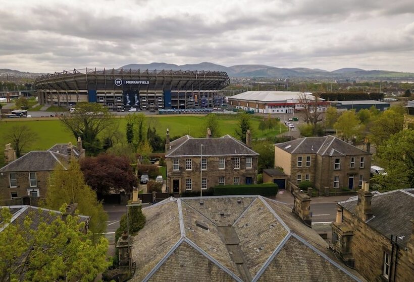 Hampton Hotel By Greene King Inns