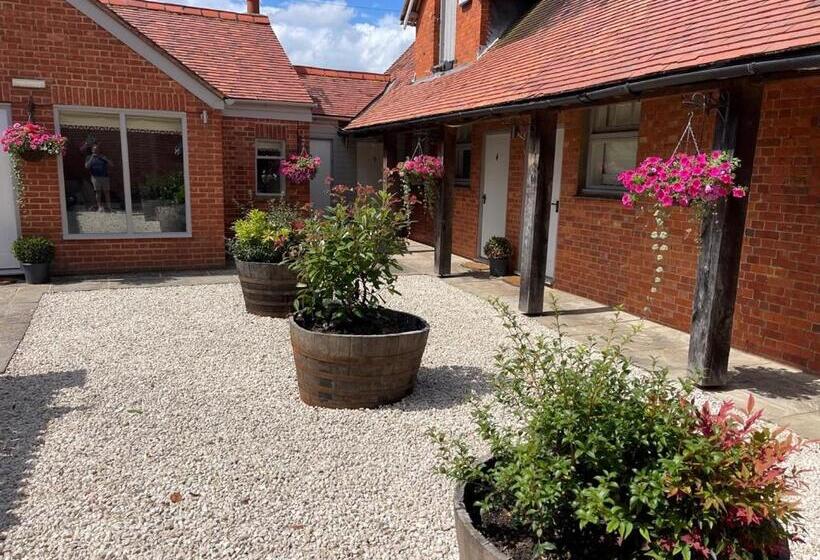 客栈  The Crown Of Cookham