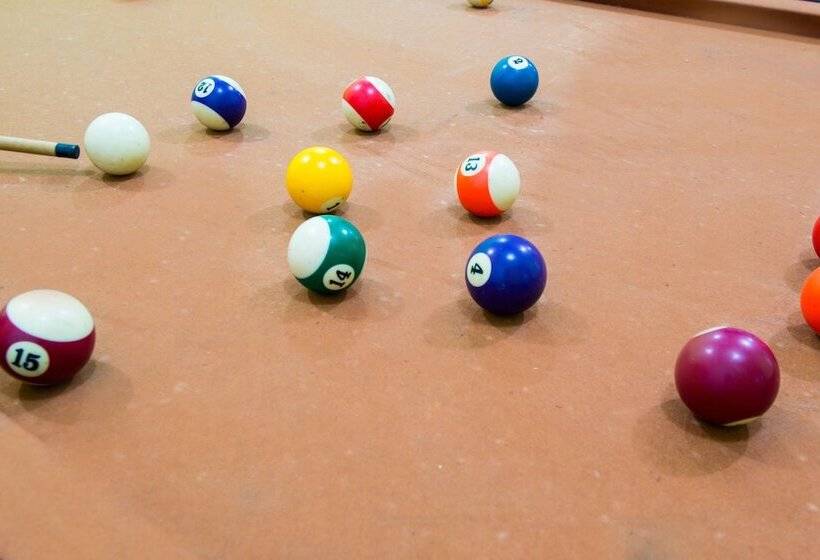 Общежитие Hostal Amigo