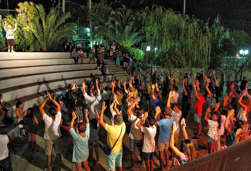 호텔 Albergo Residenziale Gli Ontani