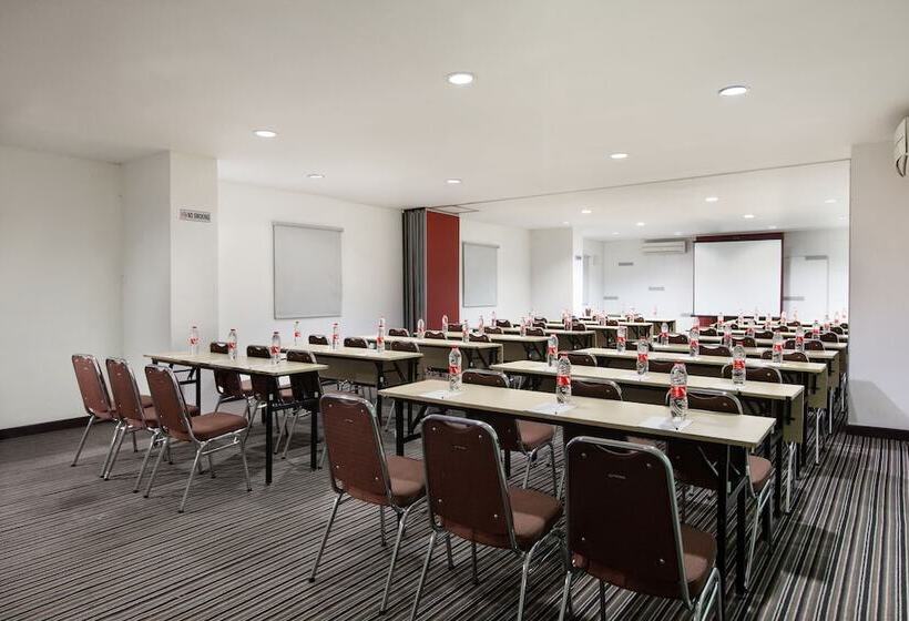 Amaris Hotel Pemuda Semarang