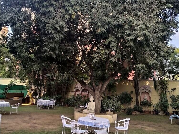 فندق Anuraag Villa