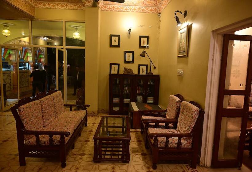 فندق Anuraag Villa
