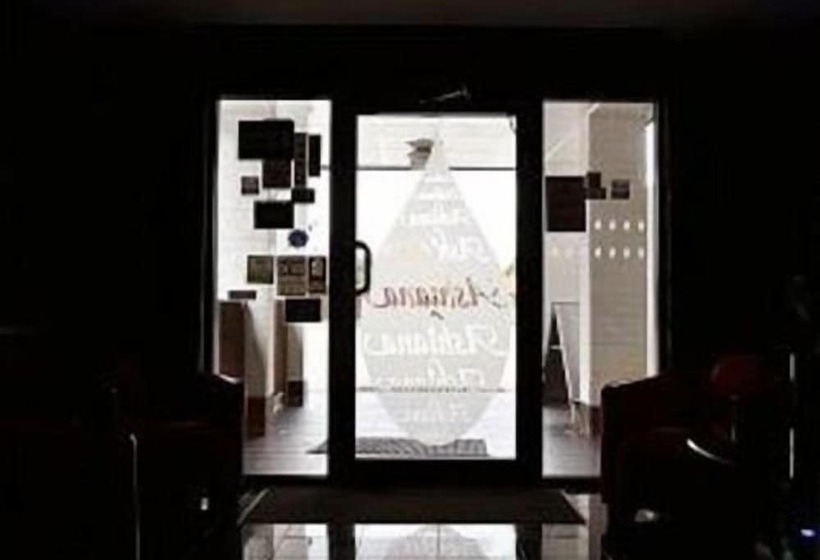 בית מלון כפרי Ashiana