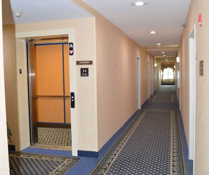 فندق Baymont By Wyndham Waterford/burlington Wi