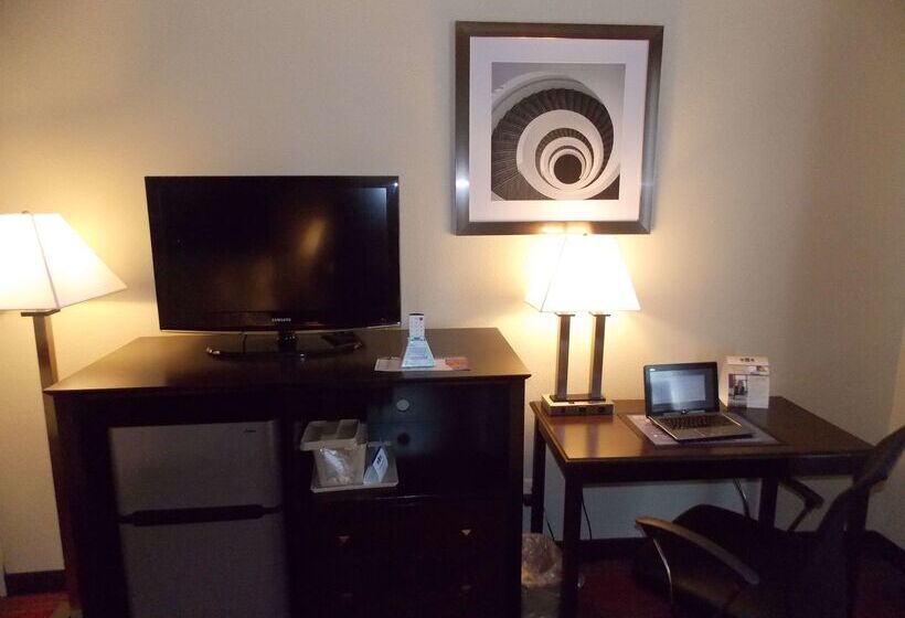 هتل Best Western Springfield West Inn